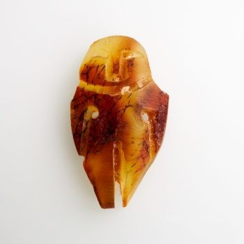 Natūralaus Baltijos Gintaro Amuletas „Kuršiukas“